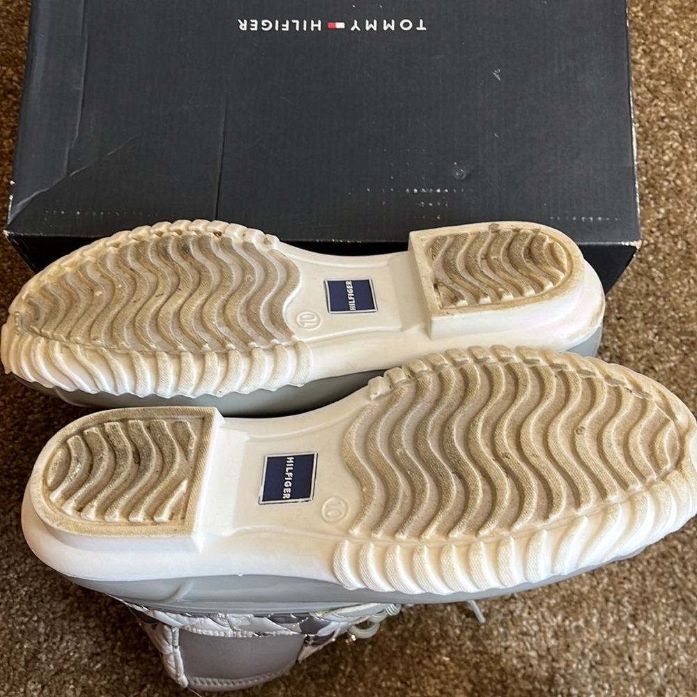 Tommy Hilfiger TWHADA Duck Boots Womens size 10 - Picture 4 of 5